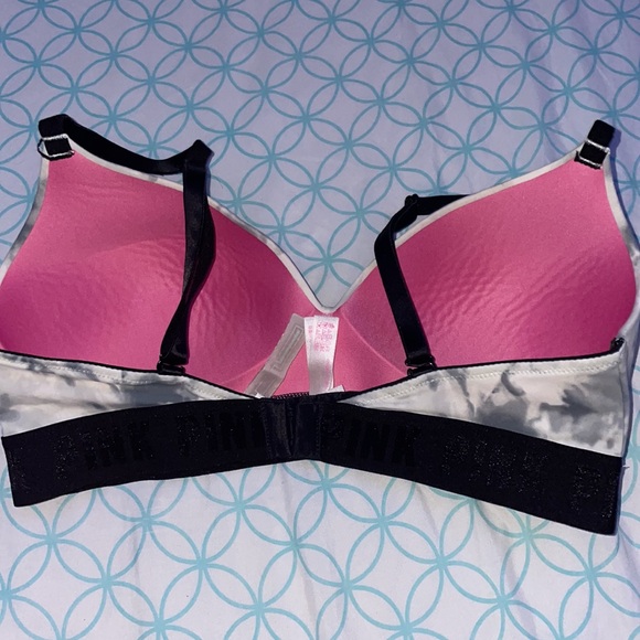 PINK bra - Picture 3 of 4